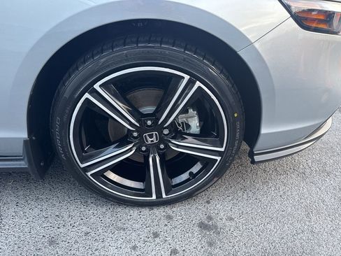Used 2024 Honda Accord Sport image 10
