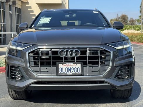 Used 2019 Audi Q8 Premium Plus w/ Premium Plus AWD/4WD image 3