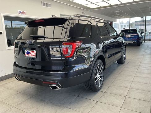 Used 2017 Ford Explorer Sport w/ Equipment Group 401A AWD/4WD image 5