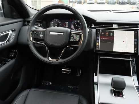 Used 2026 Land Rover Range Rover Velar Dynamic SE image 16