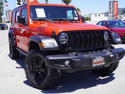 Used 2022 Jeep Wrangler Unlimited Sport AWD/4WD image 2
