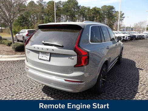 New 2026 Volvo XC90 T8 Plus image 5