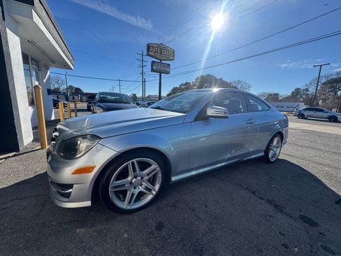 Used 2013 Mercedes-Benz C 250 Coupe image 2