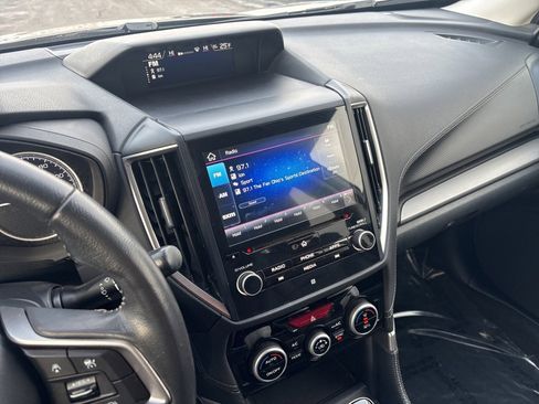 Used 2019 Subaru Forester Limited w/ Popular Package #3 image 17