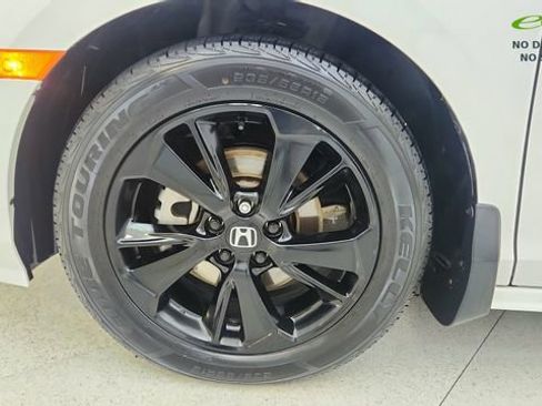 Used 2023 Honda Odyssey Sport image 63