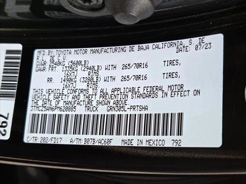 Used 2023 Toyota Tacoma TRD Off-Road image 23