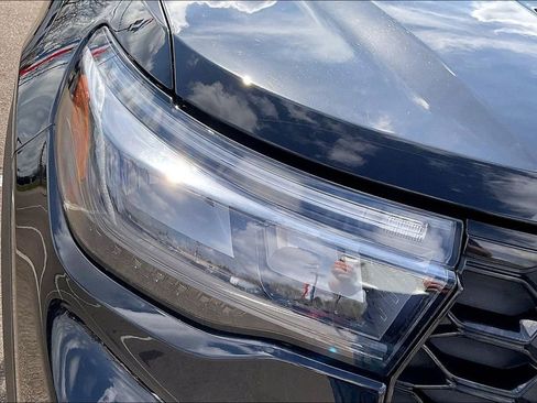 Used 2025 Ford Explorer ST-Line w/ ST-Line Street Pack image 28