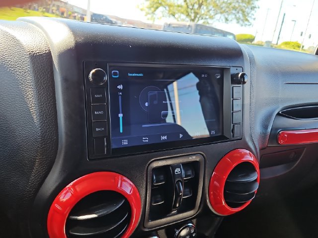 Used 2013 Jeep Wrangler Unlimited Sport AWD/4WD image 16
