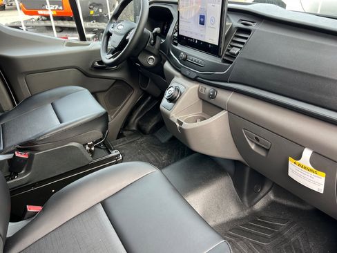 New 2026 Ford E-Transit 148 Medium Roof w/ Load Area Protection Package image 16