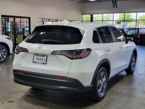 Certified 2026 Honda HR-V LX image 5