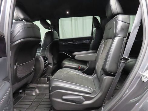Used 2021 Jeep Grand Cherokee L Laredo AWD/4WD image 13