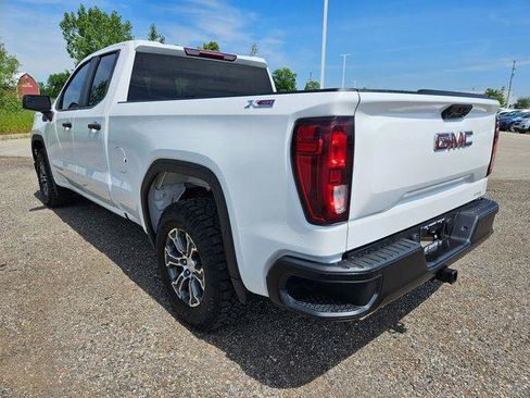 Used 2023 GMC Sierra 1500 Pro w/ Pro Value Package AWD/4WD image 5