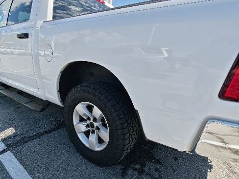 Used 2020 RAM 1500 Tradesman w/ Chrome Appearance Group AWD/4WD image 7
