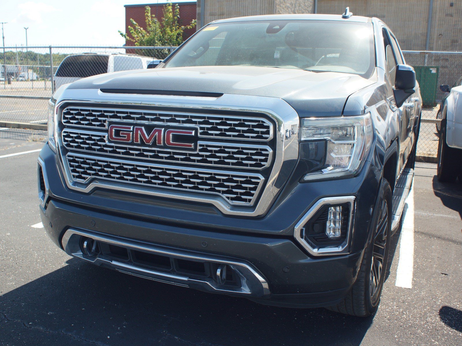 Used 2020 GMC Sierra 1500 Denali w/ Driver Alert Package II AWD/4WD image 1