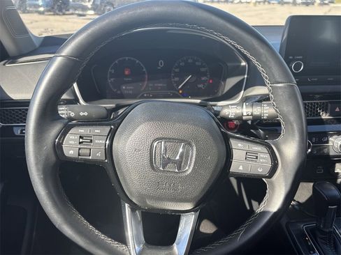 Used 2023 Honda Civic EX-L image 17
