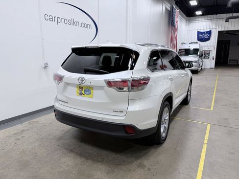 Used 2016 Toyota Highlander Limited FWD image 7