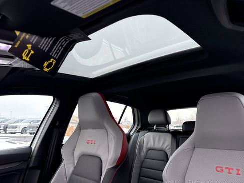 New 2026 Volkswagen GTI SE image 22