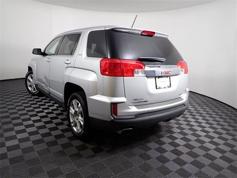 Used 2017 GMC Terrain SLE image 10