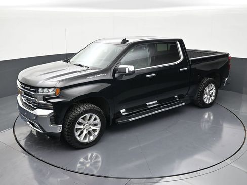 Used 2020 Chevrolet Silverado 1500 LTZ w/ LTZ Plus Package RWD image 12
