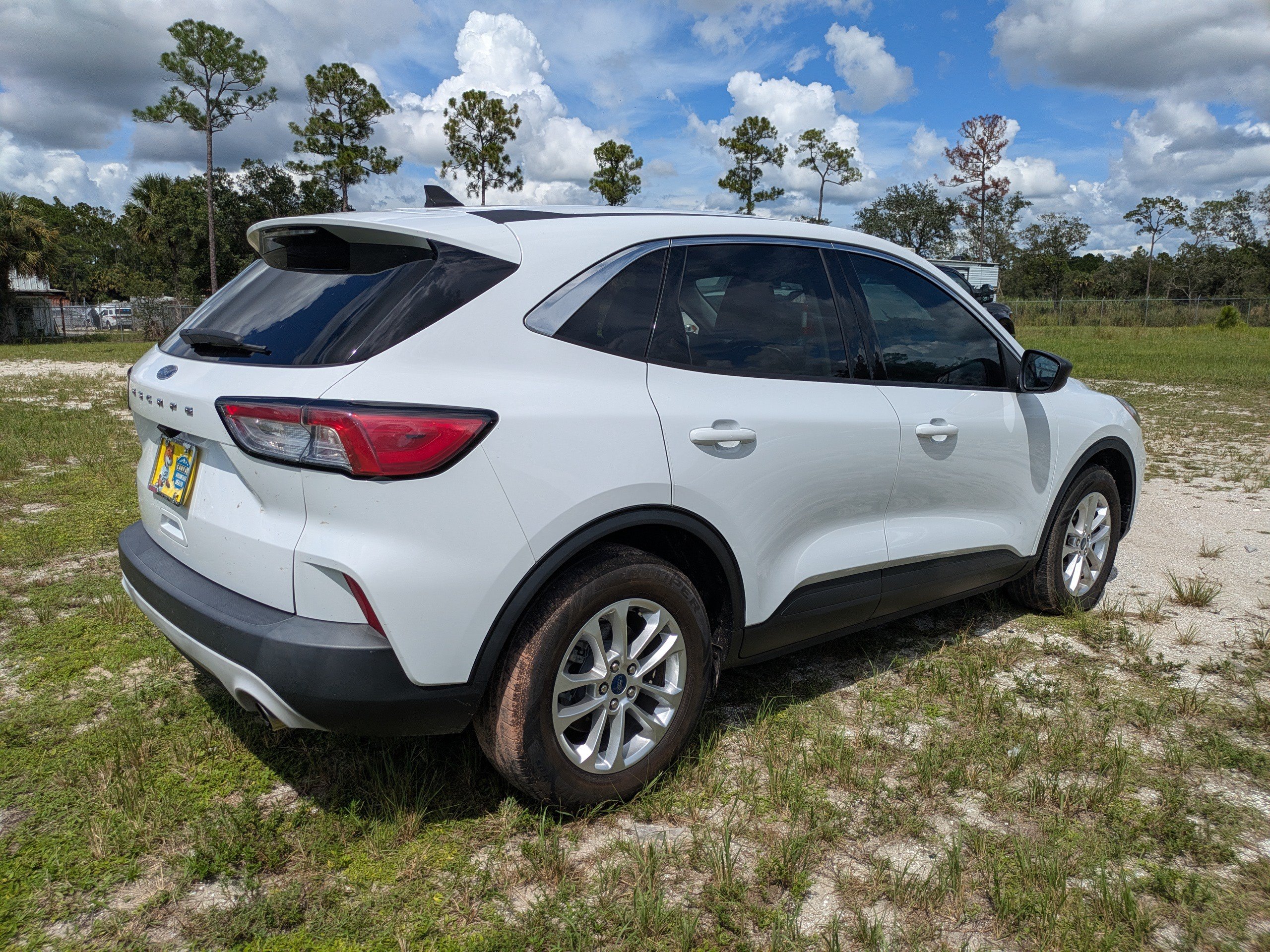 Used 2022 Ford Escape SE FWD image 4