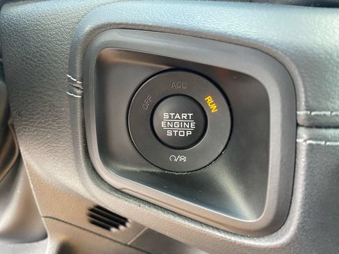 Used 2024 Jeep Wrangler Unlimited Rubicon 4xe AWD/4WD image 17