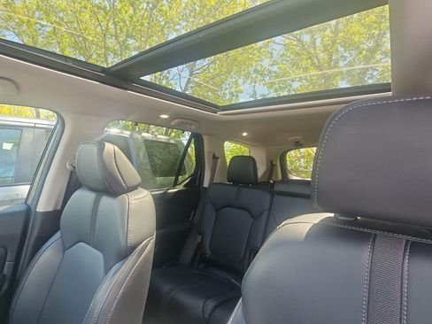 Used 2024 Honda Pilot Touring image 6