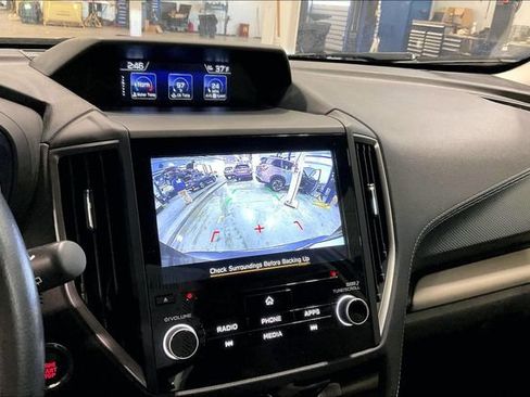 Used 2023 Subaru Forester Limited image 21