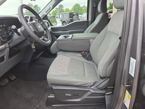 Used 2023 Ford F150 XLT AWD/4WD image 5