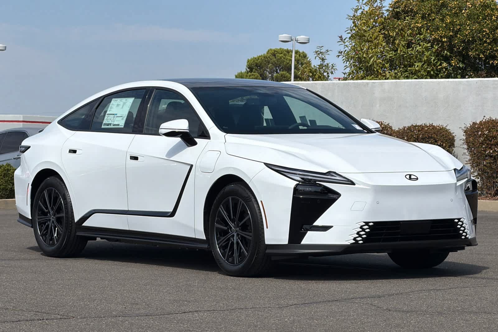 New 2026 Lexus ES 350e w/ Convenience Package FWD image 5