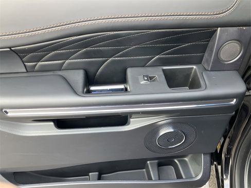 Used 2020 Ford Expedition Max Platinum image 47