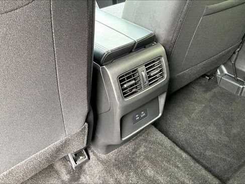 Certified 2023 Nissan Rogue SV AWD/4WD image 10