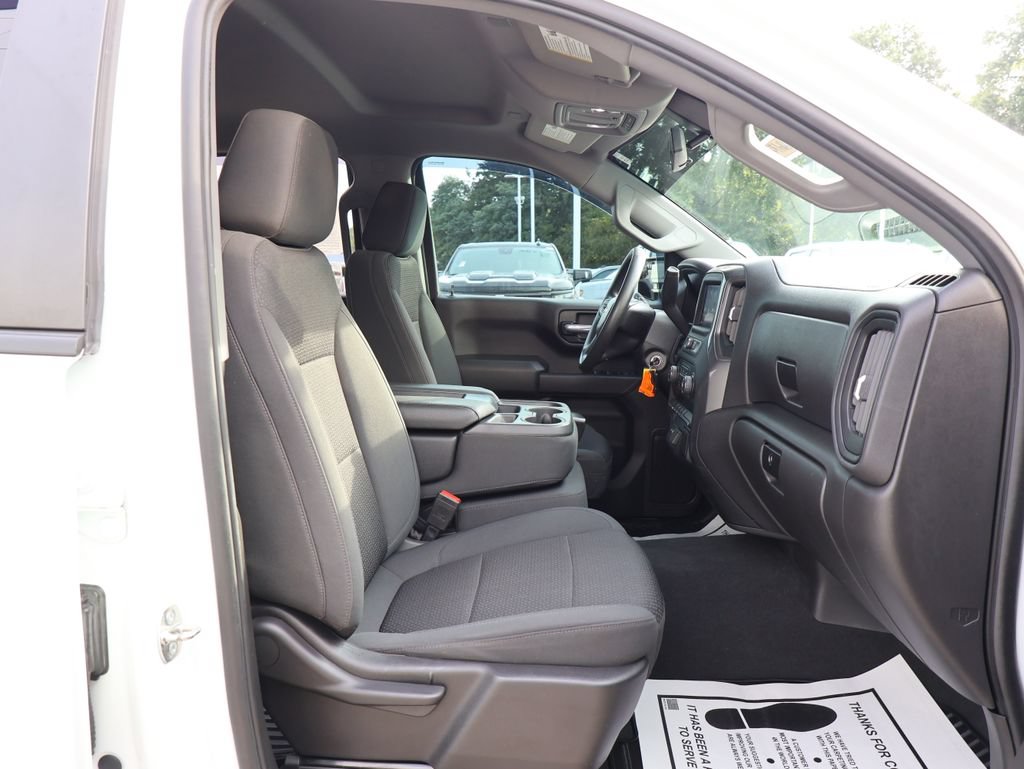 Certified 2022 Chevrolet Silverado 1500 Custom AWD/4WD image 33
