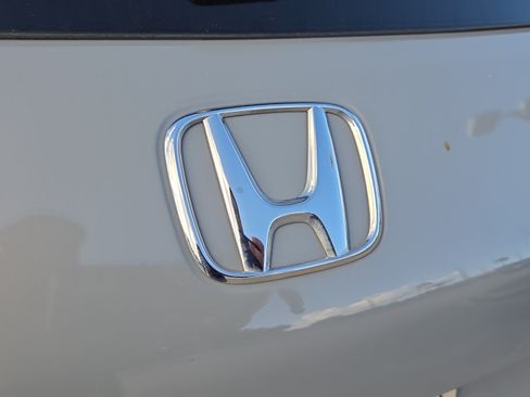 Used 2024 Honda HR-V Sport image 35