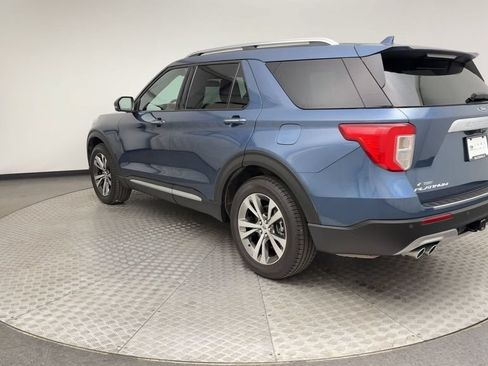Used 2020 Ford Explorer Platinum AWD/4WD image 4