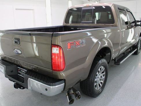Used 2015 Ford F250 Lariat w/ Chrome Package AWD/4WD image 9
