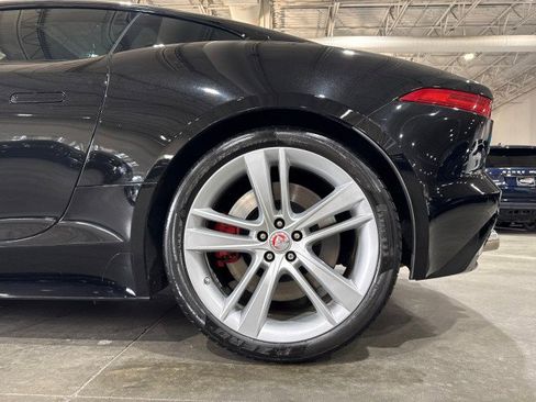 Used 2015 Jaguar F-TYPE R image 16