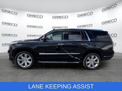 Certified 2019 Cadillac Escalade Luxury RWD image 4