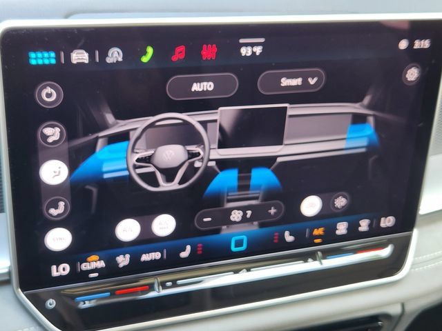 New 2026 Volkswagen Tiguan SE AWD/4WD image 17