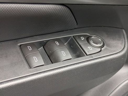 New 2026 Chevrolet Equinox EV RS image 9