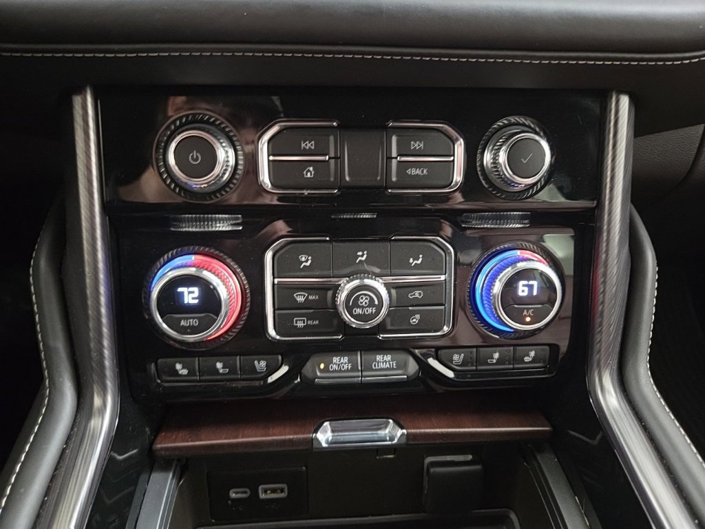 Used 2023 GMC Yukon XL Denali Ultimate AWD/4WD image 22
