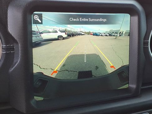 Used 2022 Jeep Gladiator Overland w/ Popular Equipment Package image 24