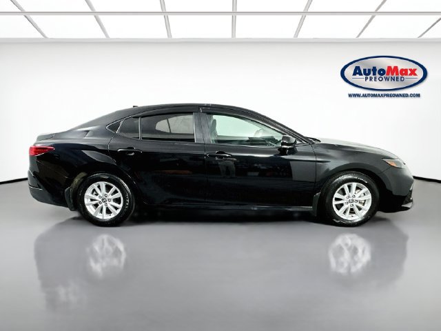 Used 2025 Toyota Camry LE w/ Convenience Package FWD image 9