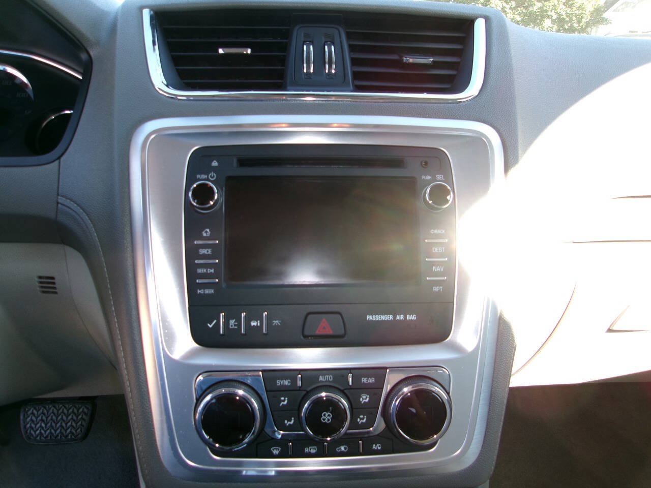 Used 2016 GMC Acadia SLT AWD/4WD image 8