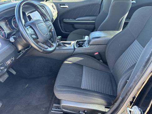 Used 2023 Dodge Charger GT image 5