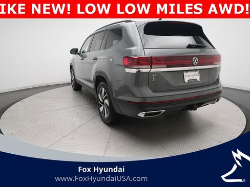 Used 2025 Volkswagen Atlas SE image 34