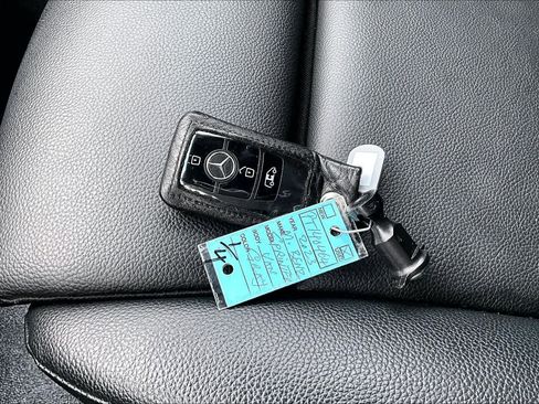 Used 2023 Mercedes-Benz Sprinter 2500 image 15