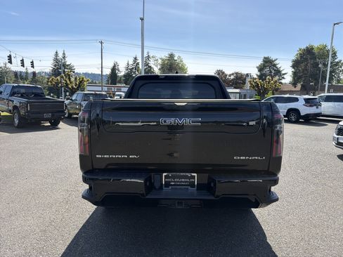 Used 2025 GMC Sierra EV Denali AWD/4WD image 4
