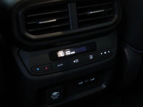 New 2025 Honda Pilot TrailSport image 25