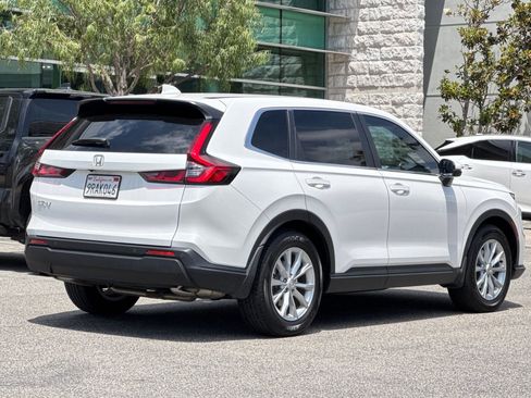 Used 2025 Honda CR-V EX-L image 5