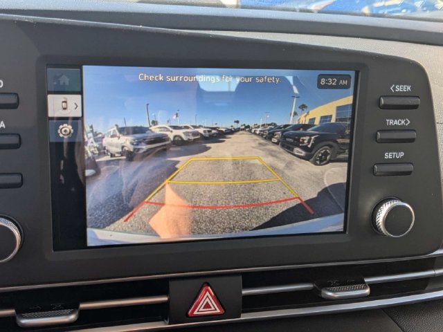 Used 2026 Hyundai Elantra SE FWD image 22